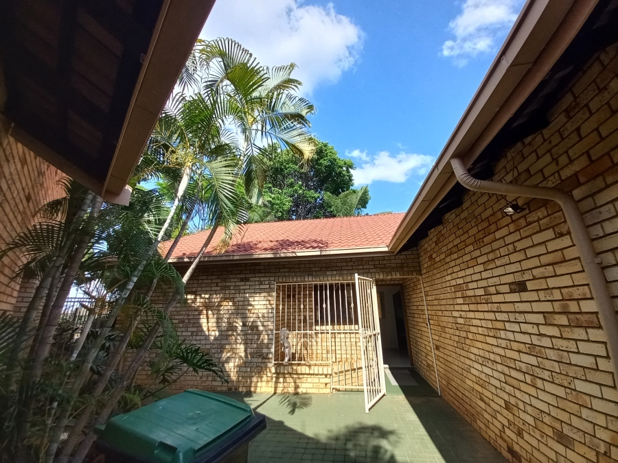 4 Bedroom Property for Sale in Safari Gardens North West